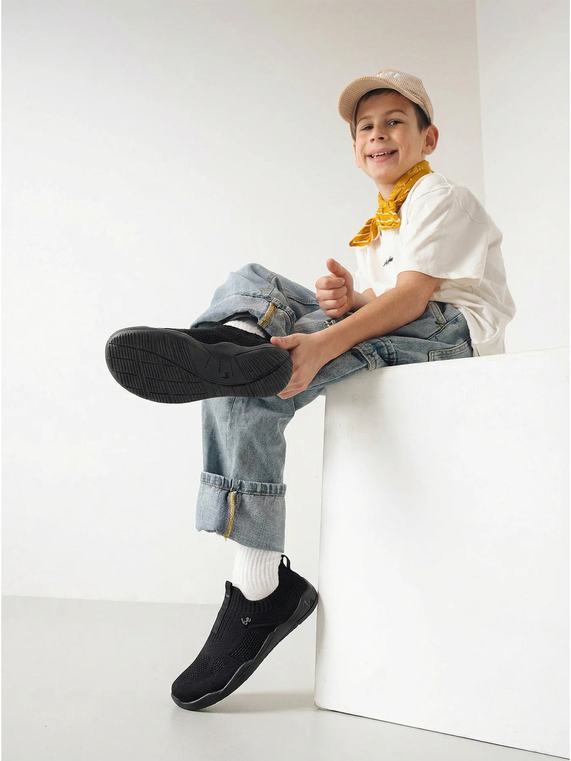 Luppo Junior Slip - On Barefoot Sneakers - MyMara